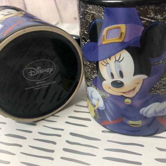 Disney Minnie Mouse Halloween 2 mugs - Picture 1 of 5